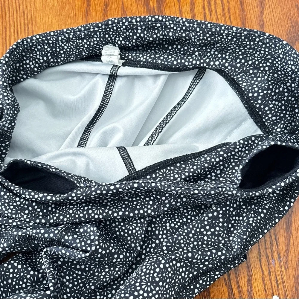 Lululemon Pace Rival Crop Leggings W/ Pockets Size 6 Freckle Flower Black White